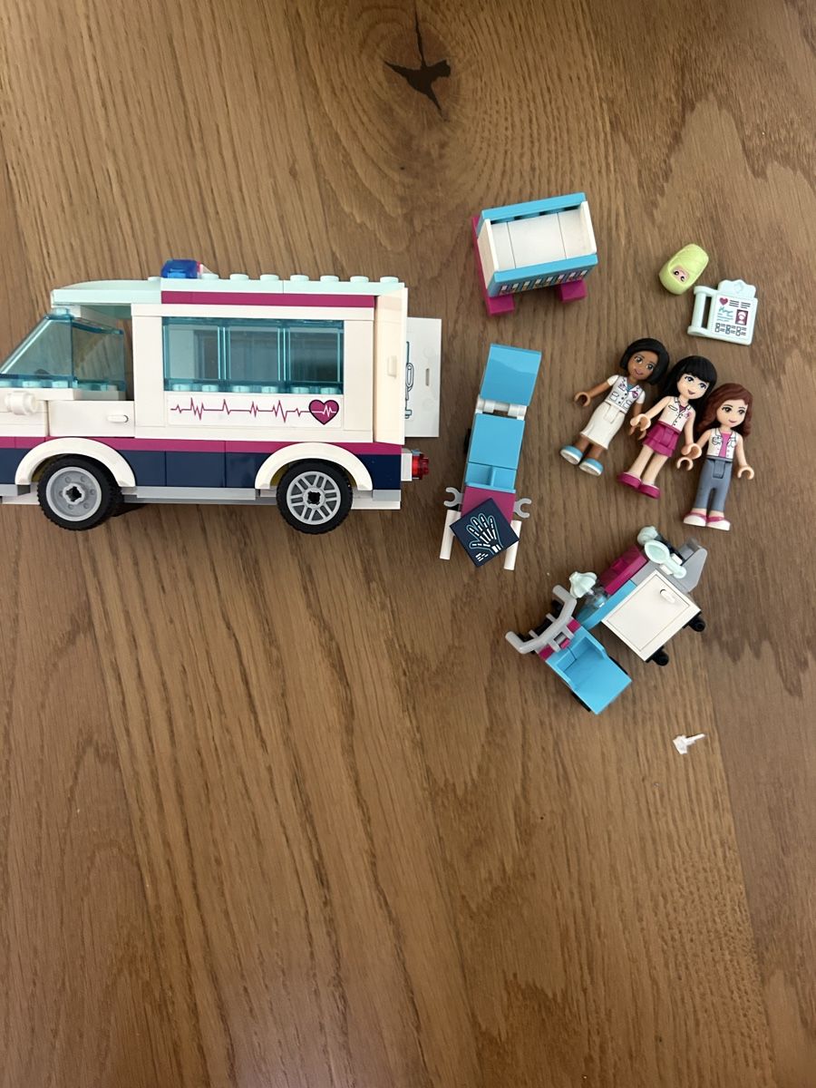 Lego Giocattoli: Lego Friends: Krankenhaus – Nuovo (secondo la descrizione) da Schöftland venduto da DesignbyNaja 2