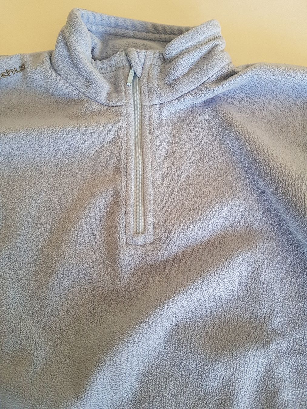 Decathlon Pullover & Sweatshirts: pull – Gebraucht aus Hermance von Triplebizzo 1