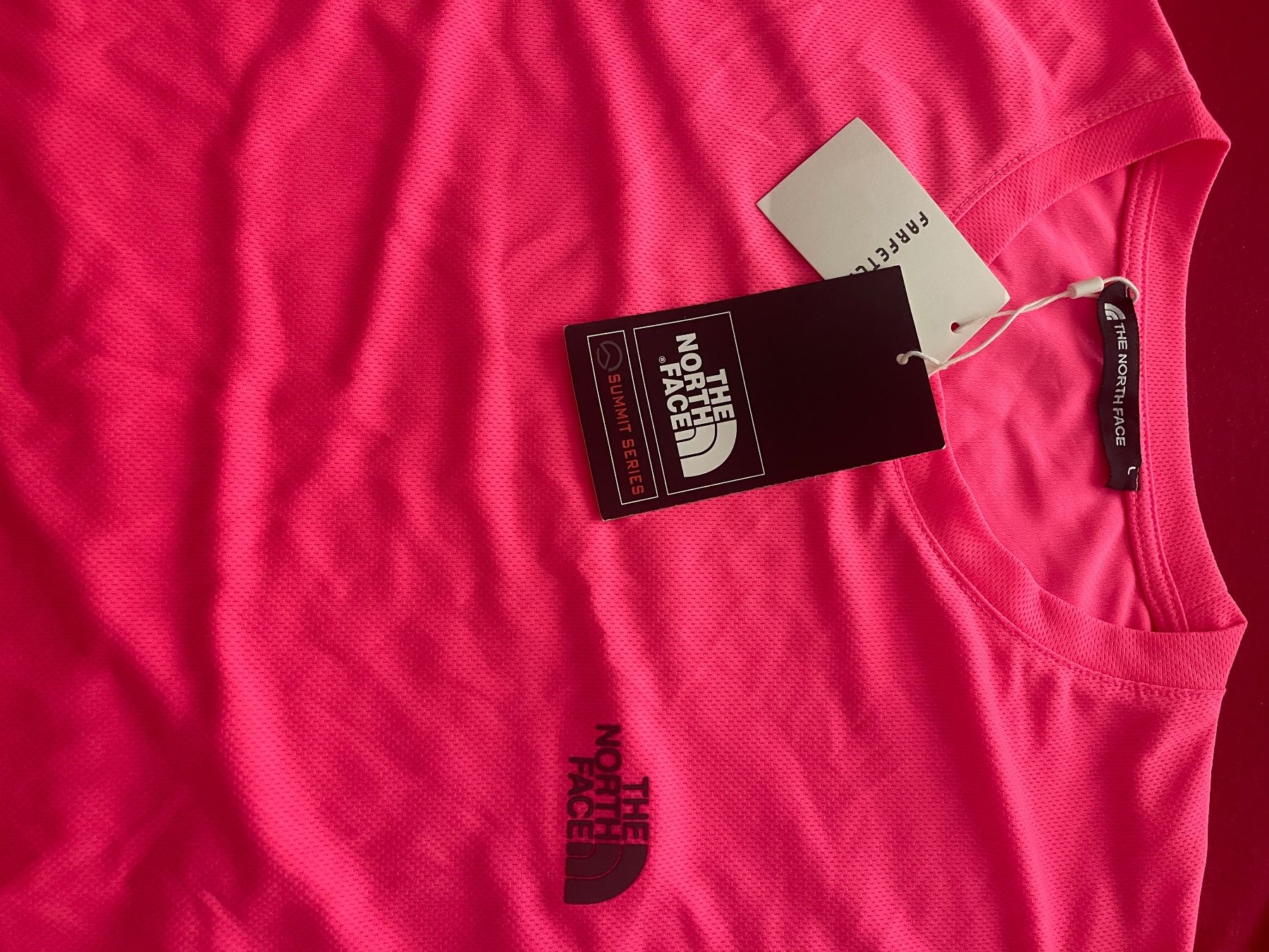 North Face T-shirt: North Face T Shirt,Gr.L – Nuovo (secondo la descrizione) da Bolligen venduto da Aquella71 7