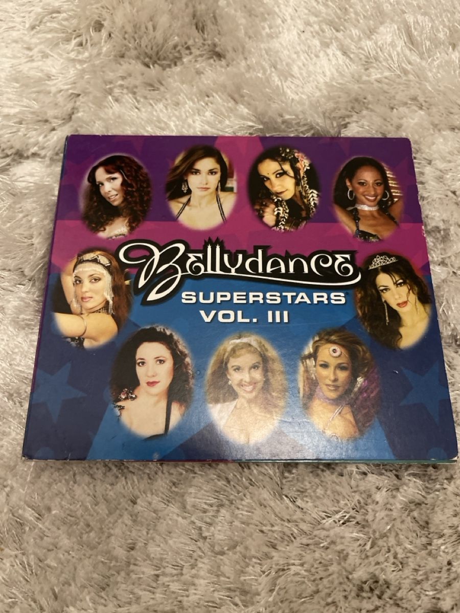 CD: Bellydance Superstars Vol. III CD  – Usato da Unterkulm venduto da AnoliOccasion