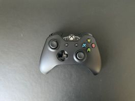 Xbox One Controller schwarz guter Zustand