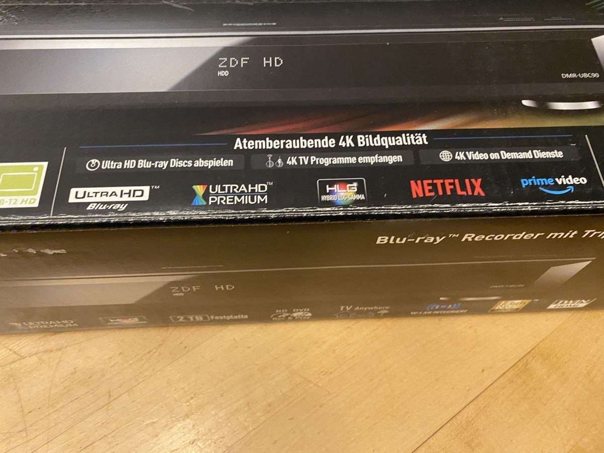 Panasonic Enregistreurs: Panasonic Blu-Ray Recorder mit Triple HD DVB-C/T2 Tuner – Neuf avec emballage d'origine à Neschwil par  2