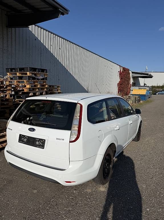 Autos: Ford Focus 1.6 16V – Gebraucht aus Koblenz von adoo123 2