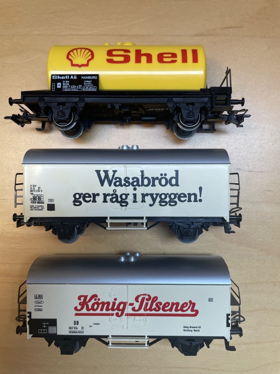 Märklin Modellini di ferrovie: 3 Märklin Güterwagen – Usato da Rickenbach ZH venduto da u2540 1