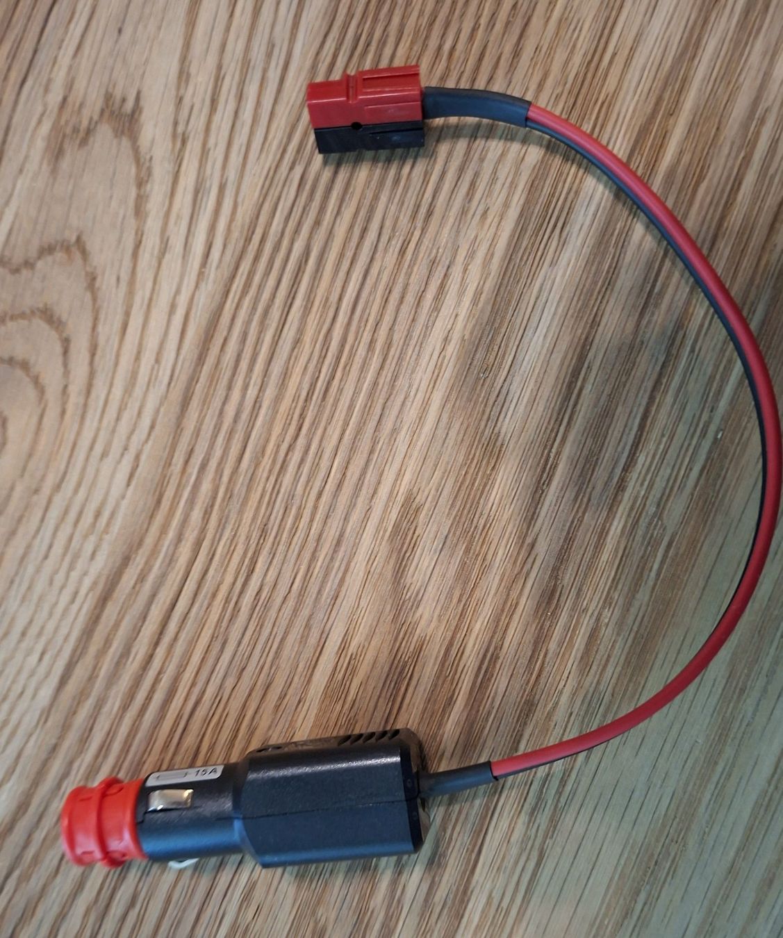Radiocomunicazione: DC-Kabel ca 30cm, PowerPole - Zigaretten-Stecker 15 Ampere – Nuovo e nell'imballaggio originale da Olten venduto da hb9tpu