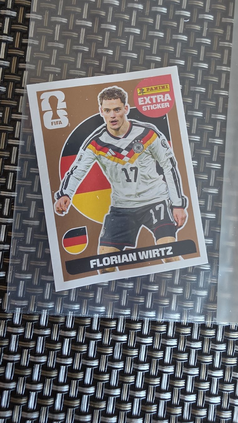 Panini Carte collezionabili: Panini 2026 extra or FLORIAN WIRTZ – Nuovo (secondo la descrizione) da Montmollin venduto da SoSo131189