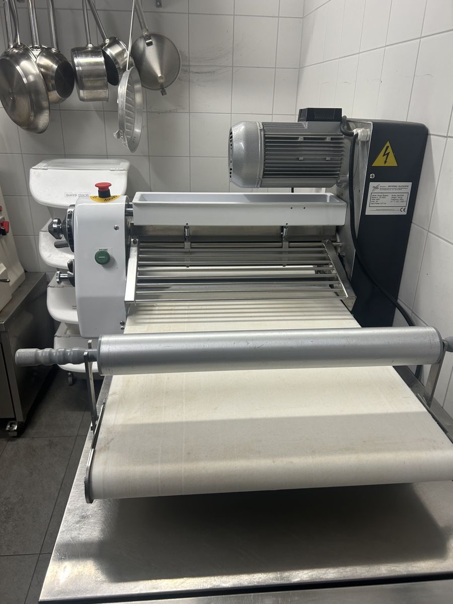 Elettrodomestici da cucina: TischAusrollmaschine  – Usato da Leysin venduto da ols_suisse 4