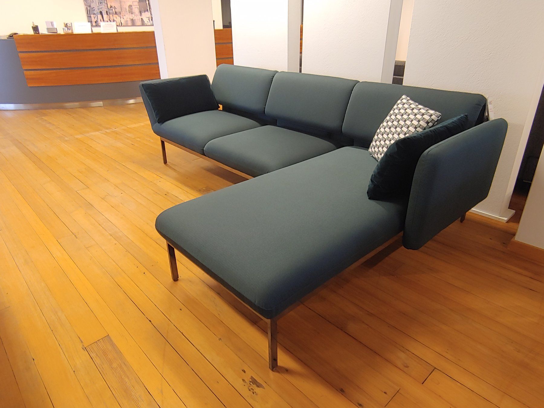 Brühl Sofas: Brühl RORO Classic Medium Polstergruppe – Gebraucht aus Frick von wohnen5070 6