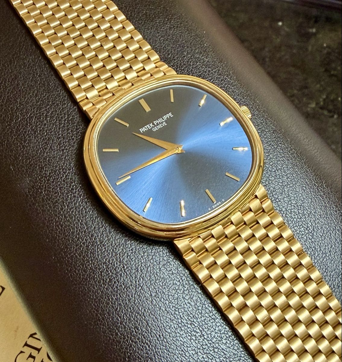 Patek Philippe Uhren: Patek Philippe Ellipse Jumbo Fullset 18K – Gebraucht aus Zürich von WATCHROOM 1