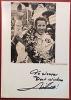Mario Andretti Autogramm signiert Karte mit Bild 20x30cm