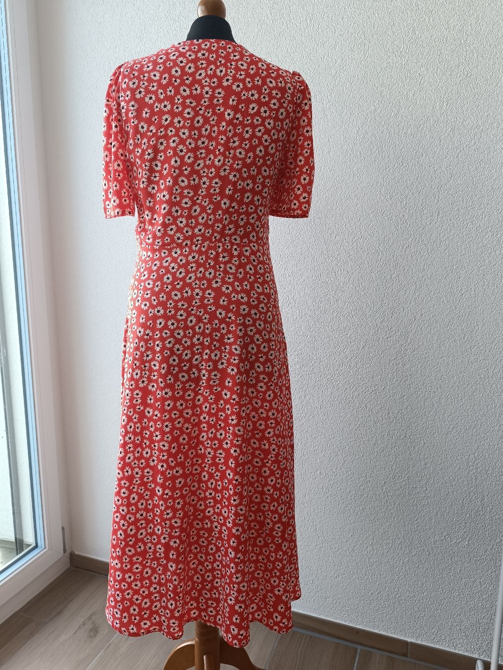 Anna Field Kleider: Blumenkleid – Gebraucht aus Wolfwil von SecondOwner 3