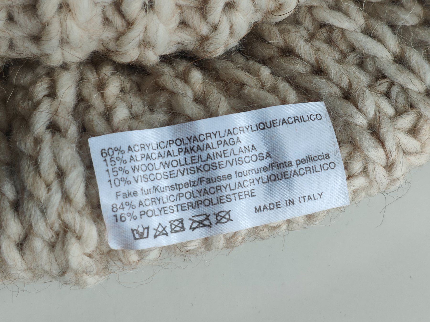 Foulard & Sciarpe: Ensemble bonnet écharpe – Usato da Penthalaz venduto da Cortis 2
