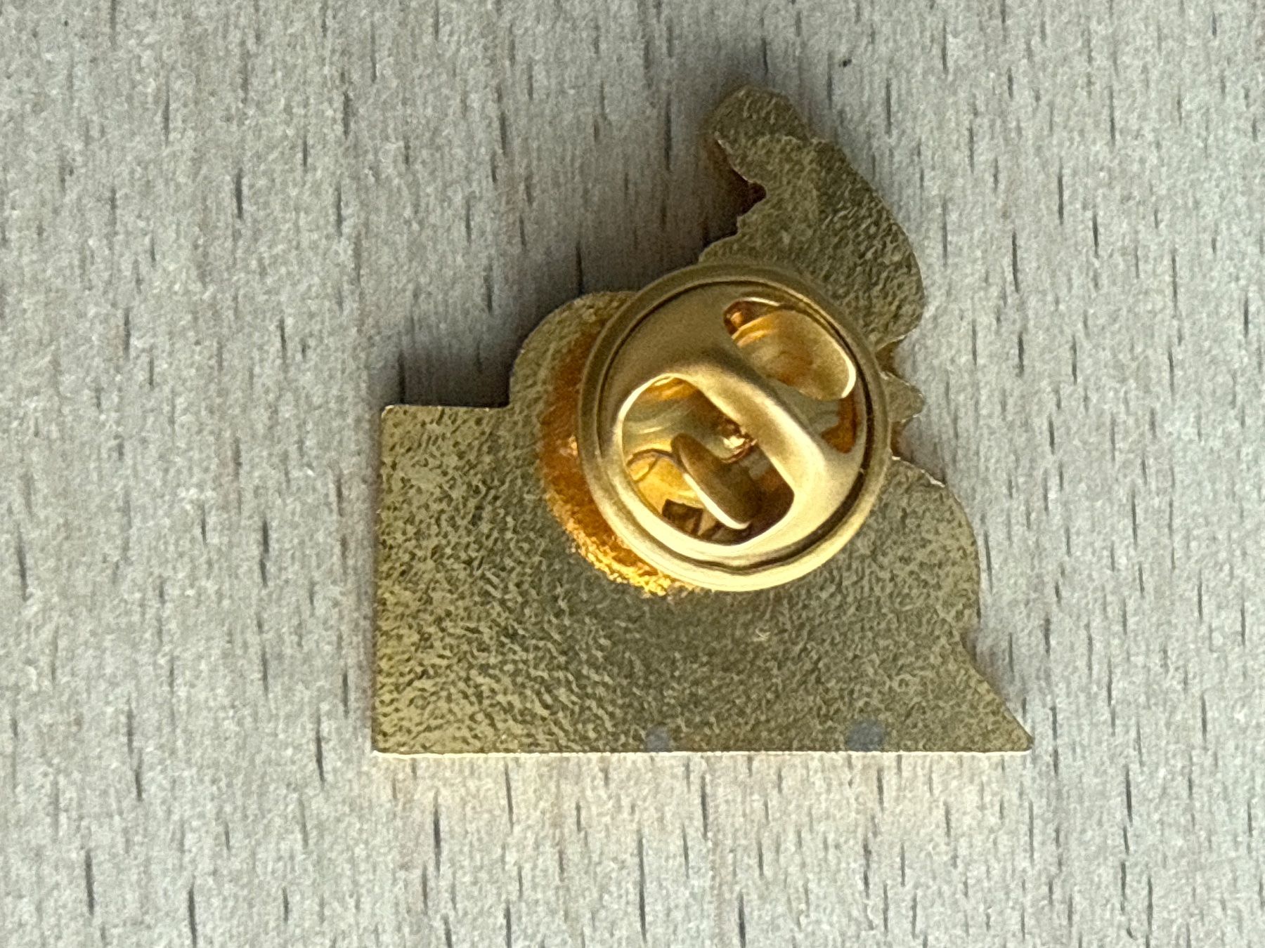 Placchette & Badge: Pin  Mondia Suisse – Usato da Glattbrugg venduto da Schweigmatt 1
