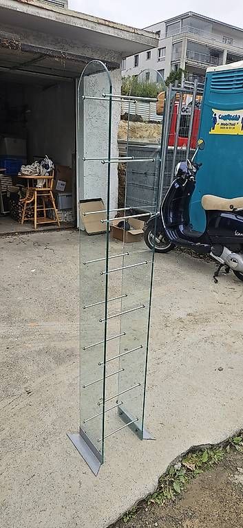 Porte: 2 Portes CD en verre – Usato da Fribourg venduto da Hiver14