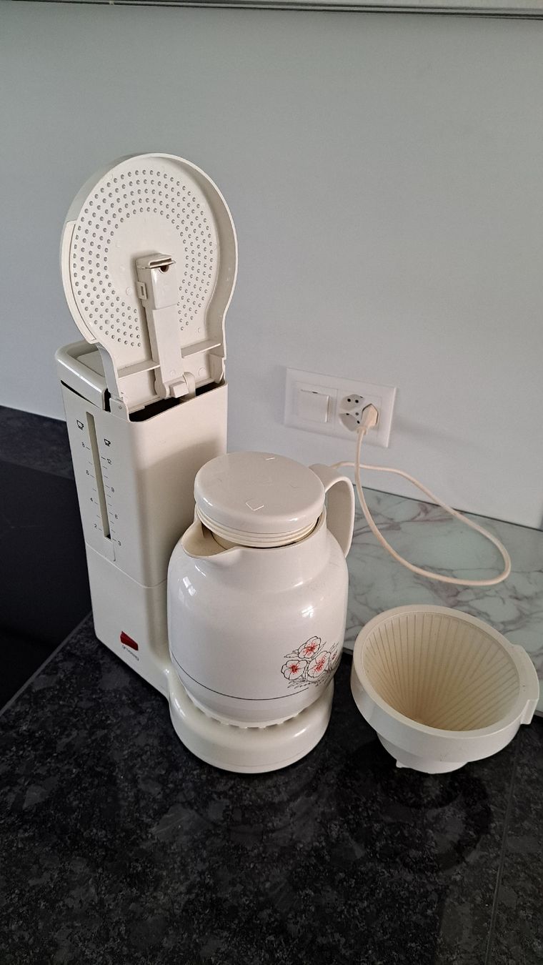 Macchine per caffè & Macchine per espresso: Kaffeemaschine weiss mit Thermoskanne – Usato da Wattwil venduto da weber61 1