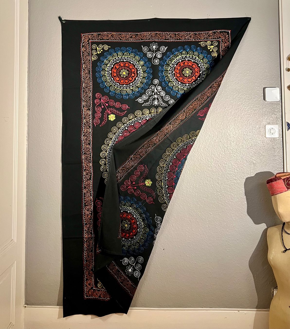 Stoffe: Nappe ou tenture, coton brodé, Inde-Pakistan – Gebraucht aus Genève von DELIRBEADS 7