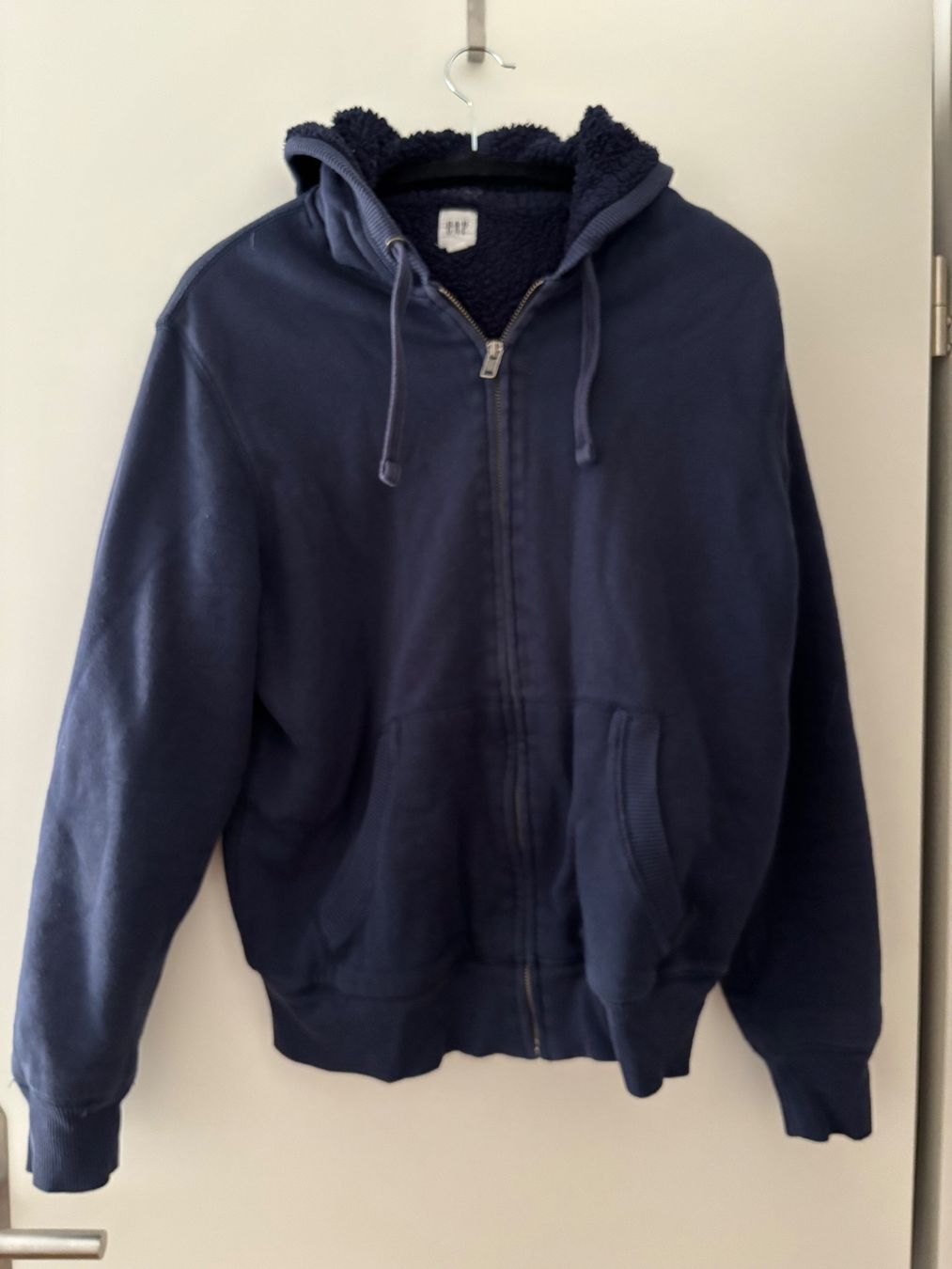 Gap Maglioni & Felpe: Sweat à capuche zippé,  taille M. – Usato da Neuchâtel venduto da Zoilab