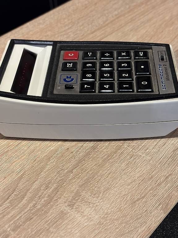 Taschenrechner: Commodore MM2 Taschenrechner – Gebraucht aus Ballwil von Buggy20 2