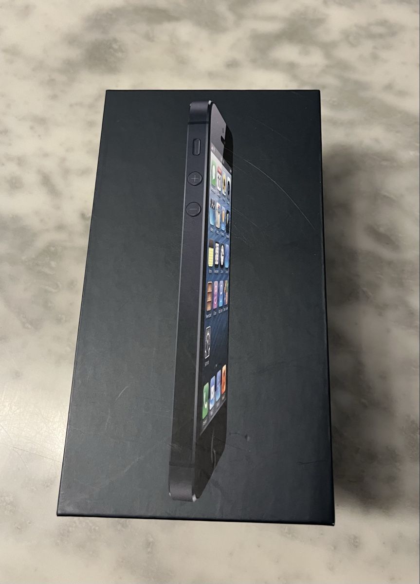 Apple Portables: IPhone 5 64GB – D'occasion à Teufenthal AG par cascada564 2