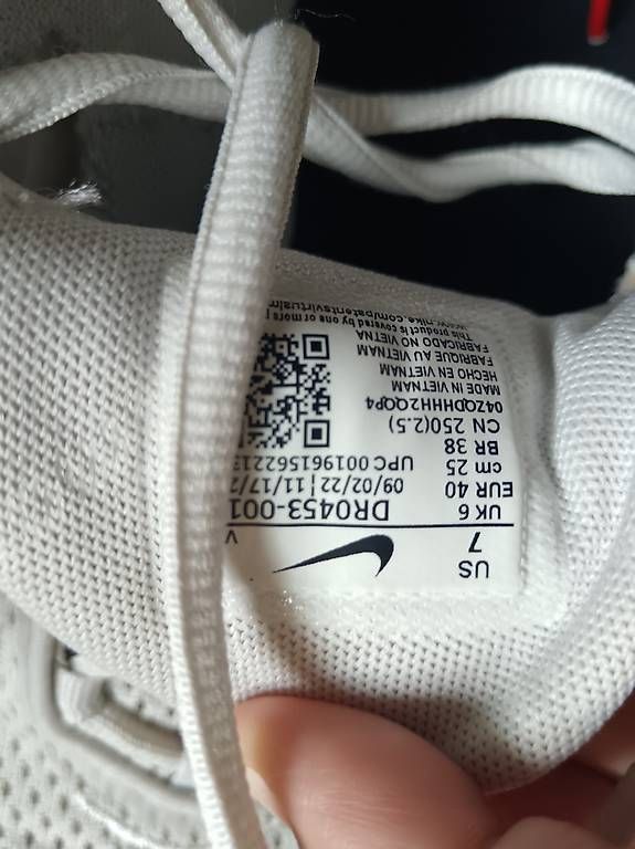 Scarpe da uomo: Nike Air Max Pulse size 40 – Usato da Glattbrugg venduto da cam_wsk9 2