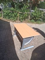 Mitwachsender Kinderschreibtisch
