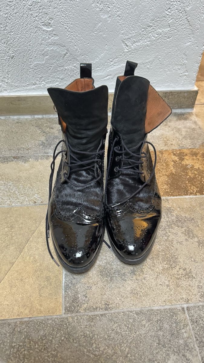 Scarpe da donna: Leder stylisch Stiefeletten, 45 – Usato da Altendorf venduto da Ro 1