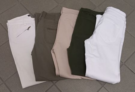 LOT AN 9 *SOMMERHOSEN/1 X JUPE* IN DIV. GR./LÄNGEN/ZUSTÄNDEN
