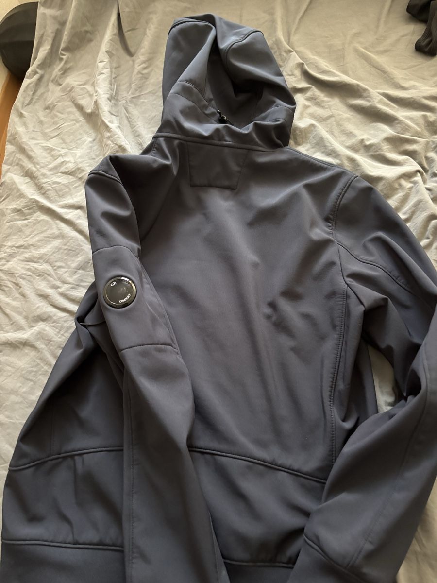 CP Company Giacche: Veste CP Company – Usato da Les Acacias venduto da vic_vw7s 1