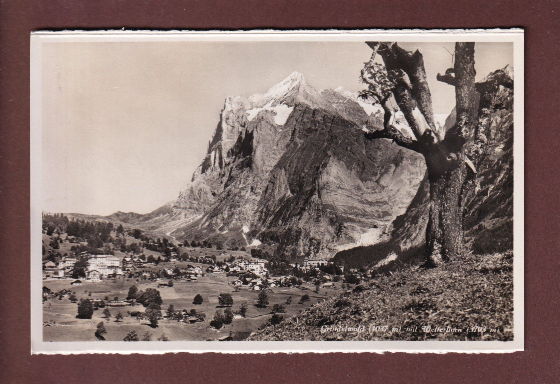 Cartoline postali: GRINDELWALD - Wetterhorn - 1939 – Usato da Pully venduto da nicecards