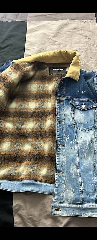 Giacche: Schöne Dsquared2 Jeansjacke L – Usato da Widnau venduto da hil_f6nj