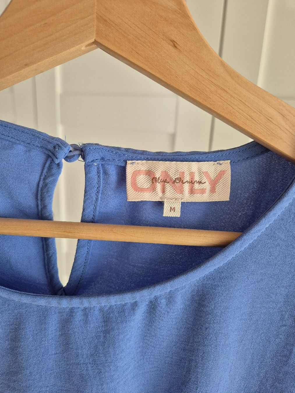 Only Blusen: ONLY Bluse, Gr. M, hellblau, neuwertig – Gebraucht aus Känerkinden von melbaumg 2