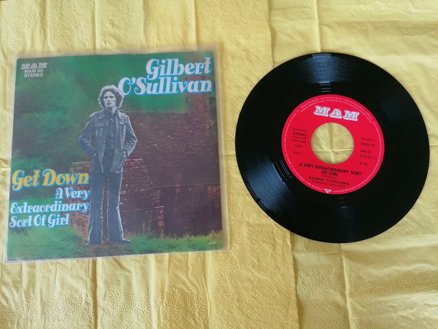 Dischi in vinile: Gilbert O'Sullivan – Get Down – Usato da Emmenbrücke venduto da lamorak