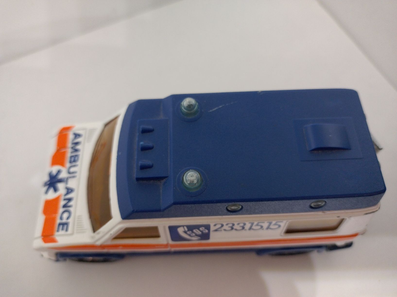 Majorette Modellautos: Majorette, ambulance 1/36 – Gebraucht aus La Chaux-de-Fonds von Pierrot8404 6