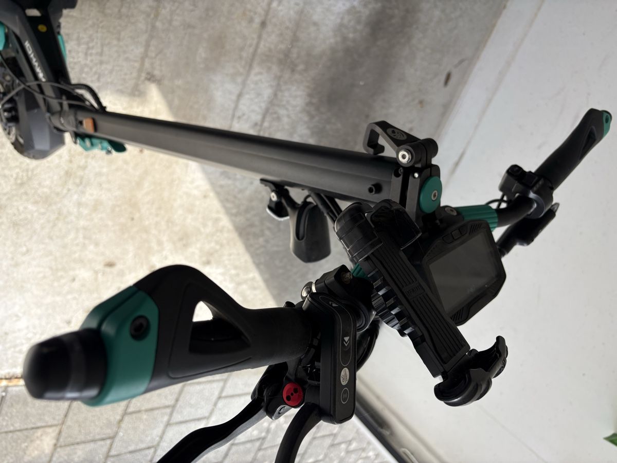 Scooter: IO Hawk Legacy E-Scooter – Usato da Fehraltorf venduto da Bazzae 7