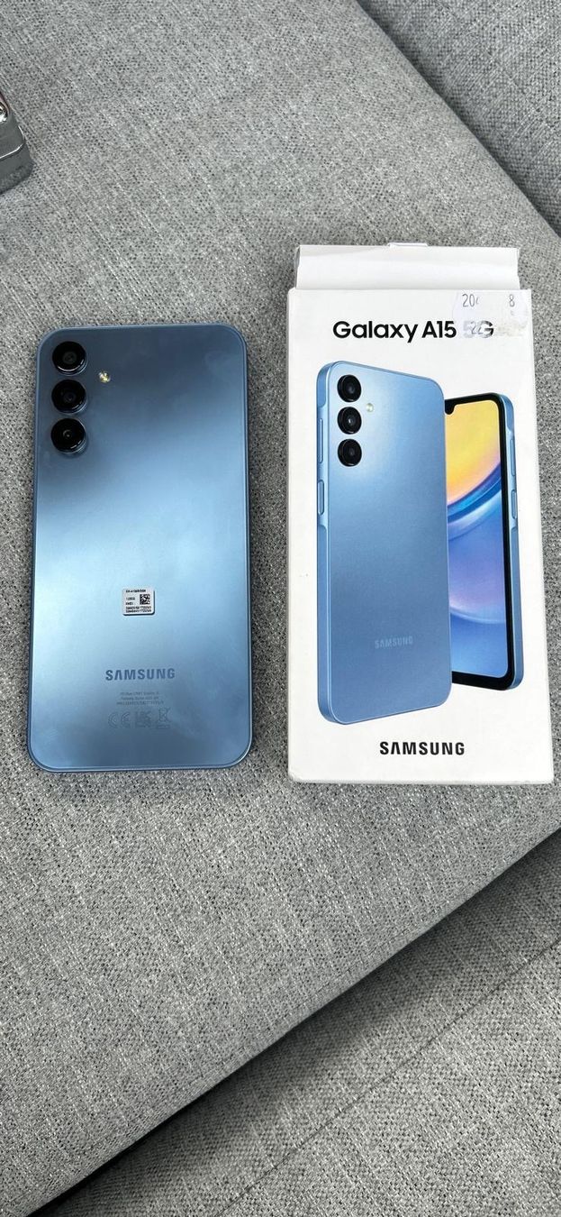 Samsung Portables: Samsung Galaxy A15 5G 128GB – Neuf avec emballage d'origine à Uerkheim par Pata180817