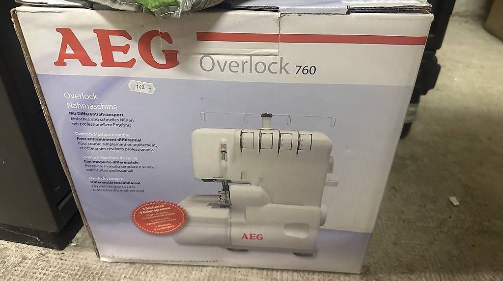 Macchine da cucire: AEG Overlock 760 Nähmaschine – Usato da Basel venduto da carolinavictoria 1