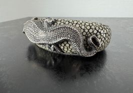 Silber & Rochen Krokodil-Armreif von Designer Lou Guerin