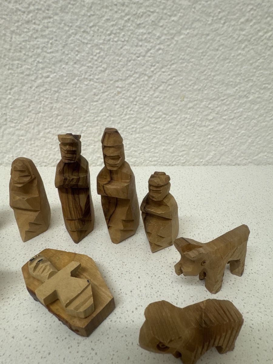 Figuren: Holz geschnitzte Weihnachtskrippe Figuren Set Vintage Deko W – Gebraucht aus Abtwil SG von ale2002 1
