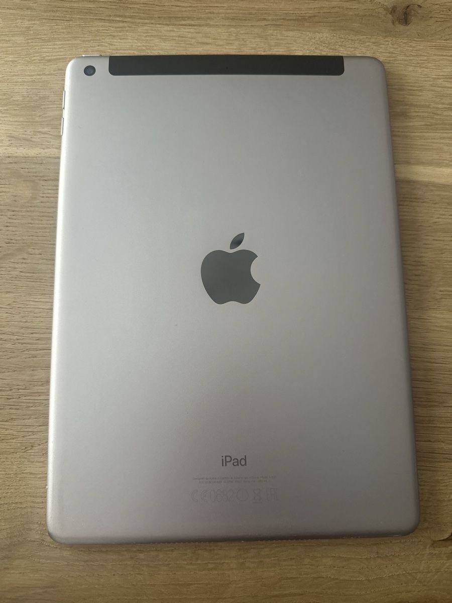 Apple Tablet PC: iPad 5. Generation 32GB mit Hülle, Top Zustand! – Usato da Root venduto da ArEl85 4