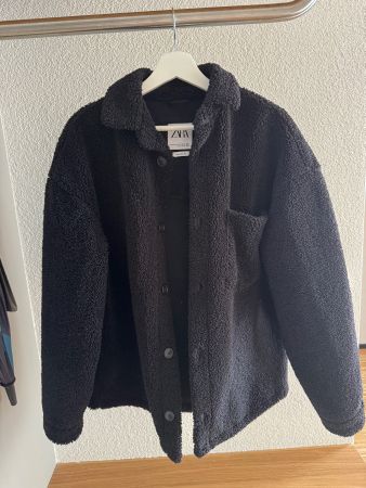 Zara Teddyjacke