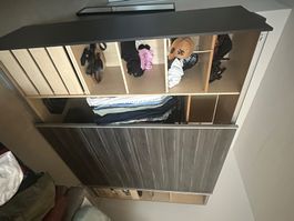Kleiderschrank