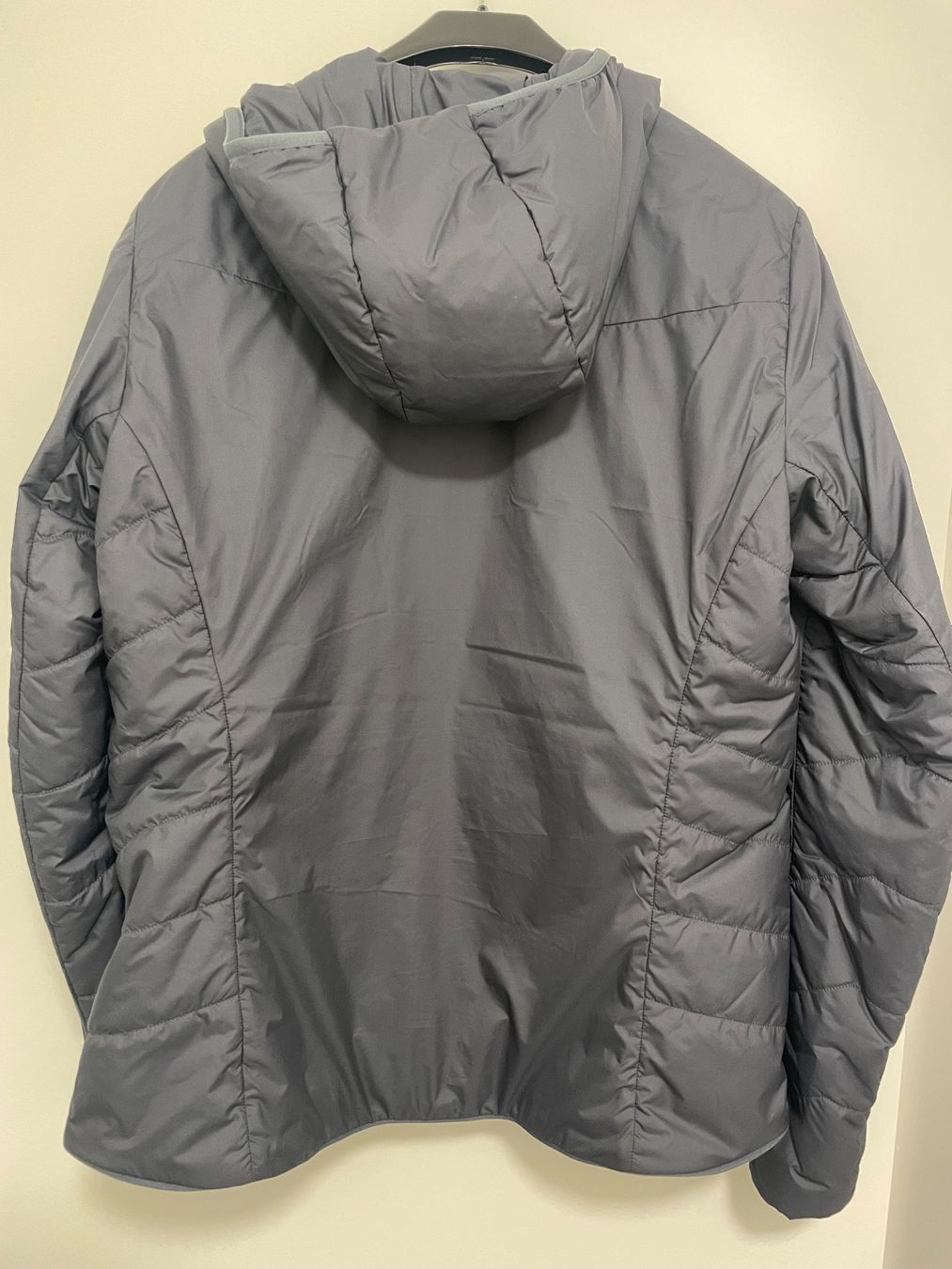 Salomon Jacken: Freizeitsjacke – Gebraucht aus Losone von pelchr 1