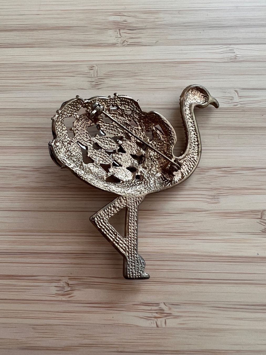 Spille & Fermagli: Multicolor ostrich gem brooch/pin – Usato da Genève venduto da Ballpencase 3
