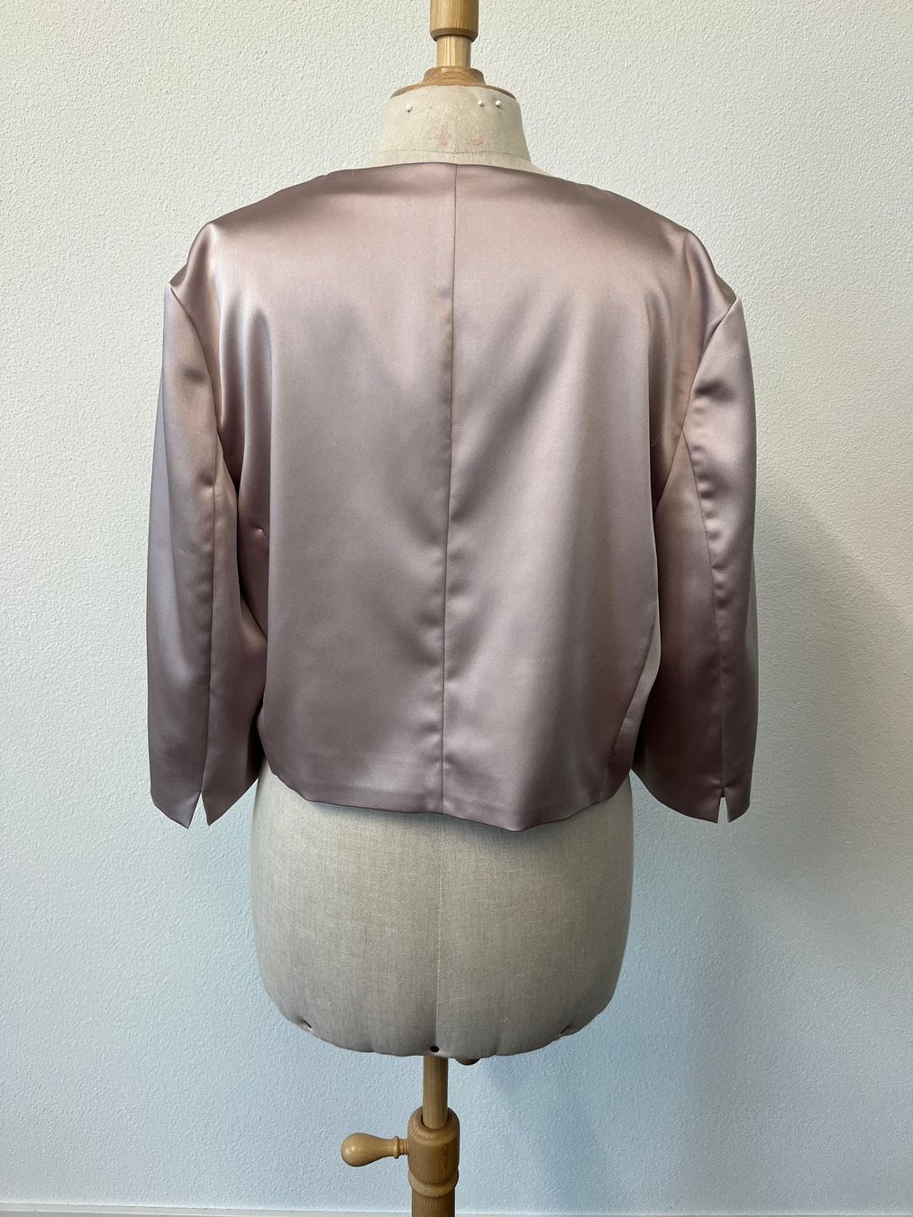 Giacche: Jäckchen / Blazer lila Gr. 42 – Nuovo (secondo la descrizione) da Rothenburg venduto da stacostaco 1