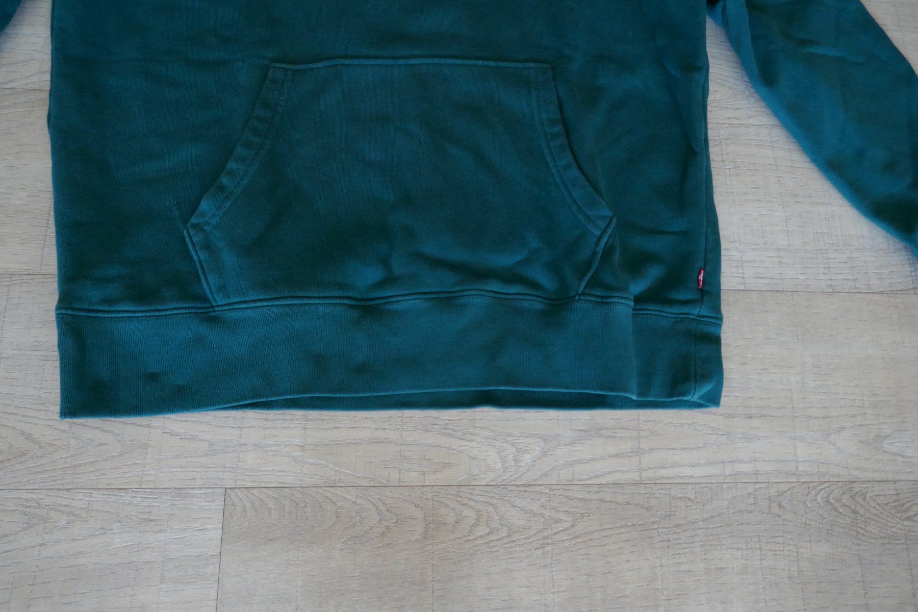 Levi's Pullover & Sweatshirts: Pullover, Hoodie Levis, grün, Gr. M – Gebraucht aus Port von uzuku 1