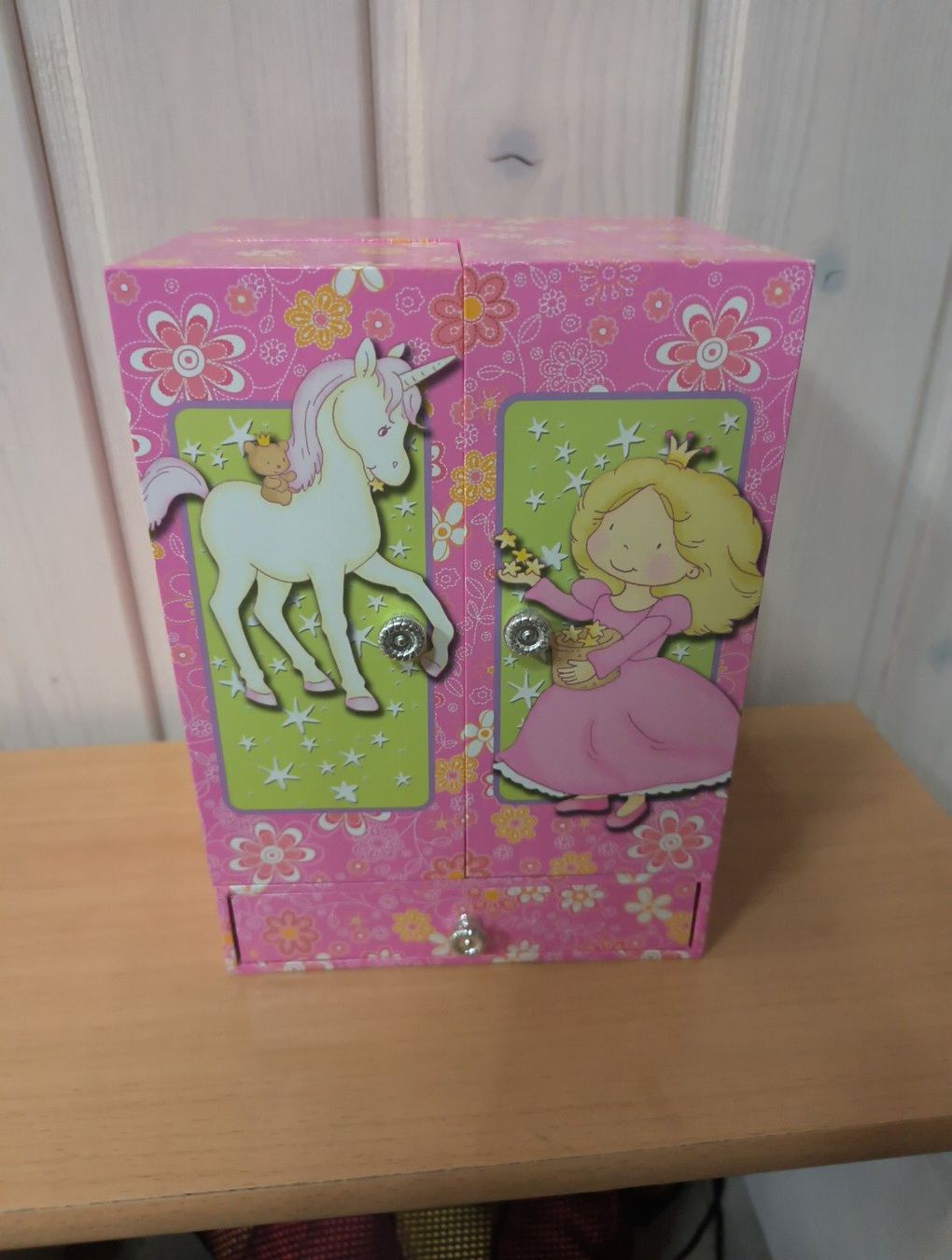 Portagioie: Schmuckkästchen Prinzessin mit Einhorn – Usato da Uznach venduto da slk_jj8b