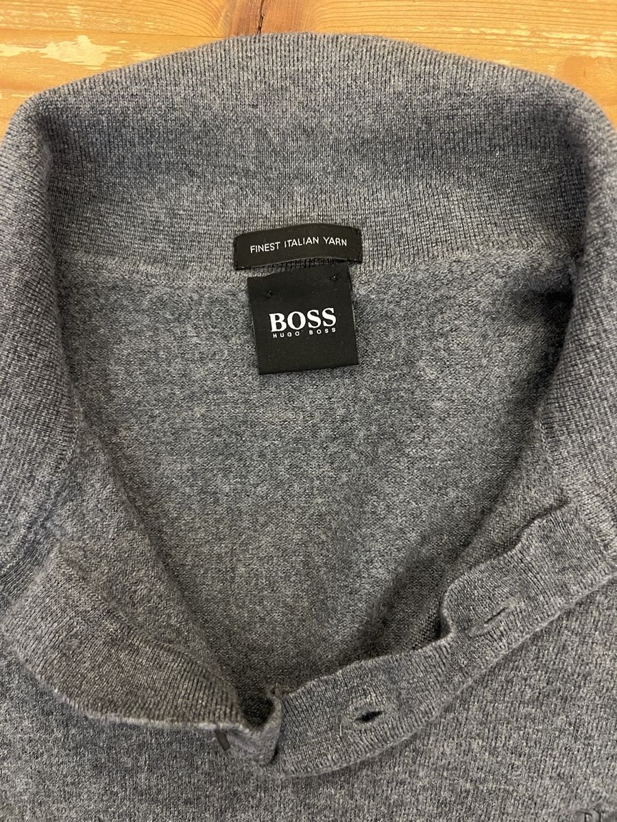 Hugo Boss Maglioni & Felpe: Vintage Hugo Boss Sweater – Usato da Zürich venduto da vallup_9 1