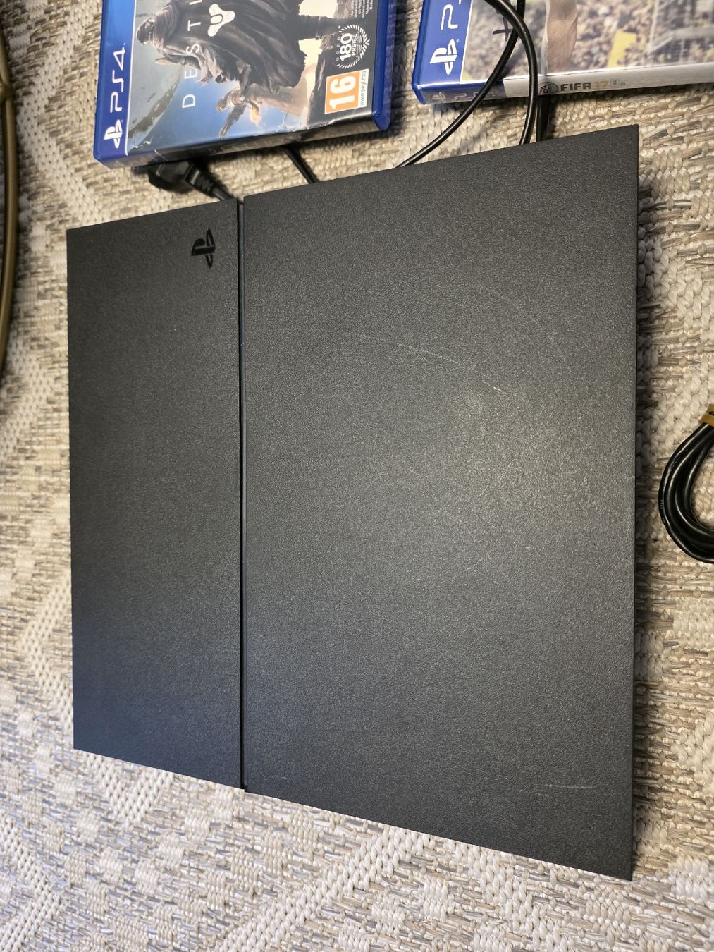 Sony Console: Playstation 4 mit Spielen und Controller – Usato da Dorf venduto da Echo_Elements 6