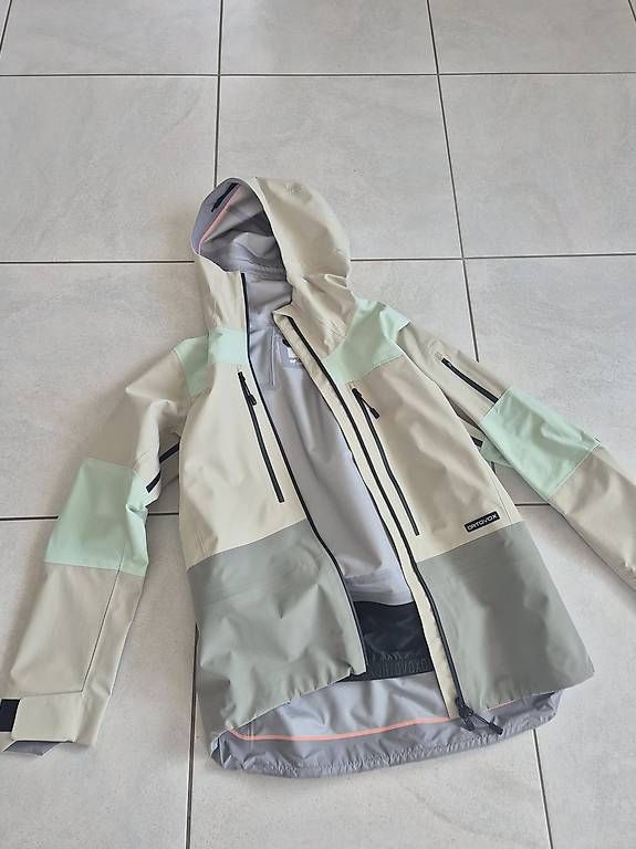 Ortovox Giacche: Ortovox Winterjacke – Usato da Dättwil AG venduto da Moto69GmbH 2