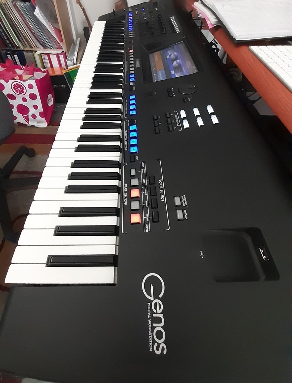 Yamaha Musikinstrumente: Keyboard Yamaha Genos 1 – Gebraucht aus Boudevilliers von Musicmania